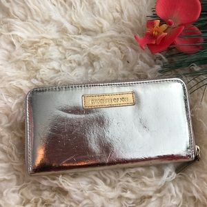 Daughter of Jon wallet